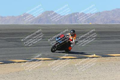 media/Mar-24-2025-Moto Forza (Mon) [[57ce5c5cff]]/3-Beginner Group/Session 2 Bowl/